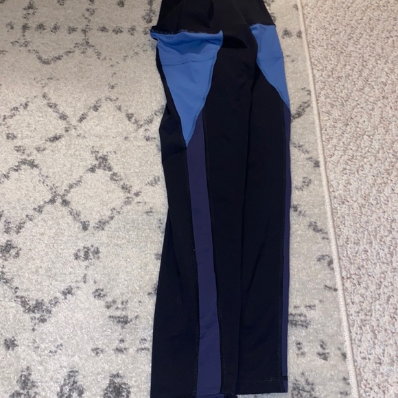 3/4 legging with pockets - Picture 9 of 11